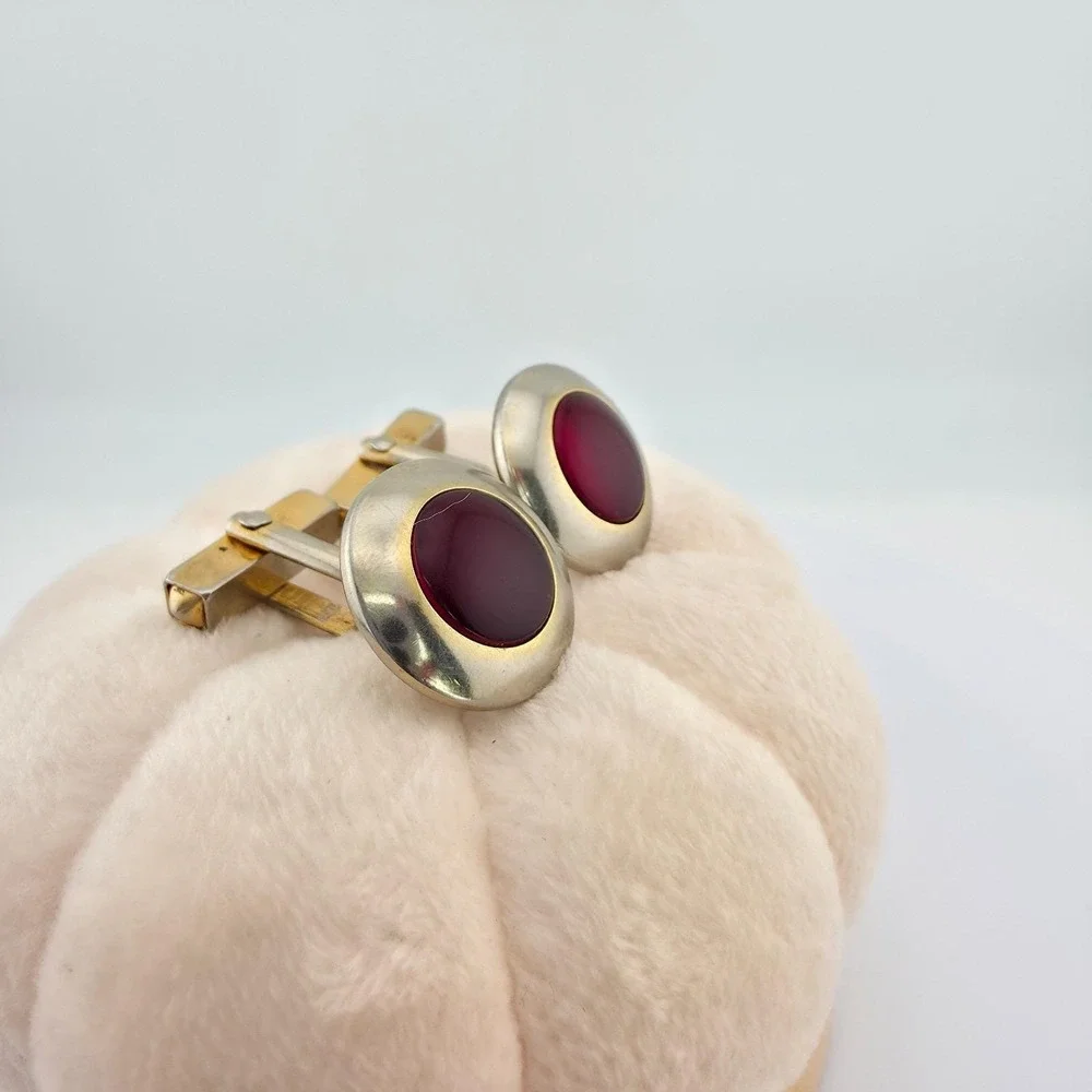 Vtg 80 Yr Old SWANK Cufflinks Deep Red Glass Cabochon Mid-Century Gold Plate